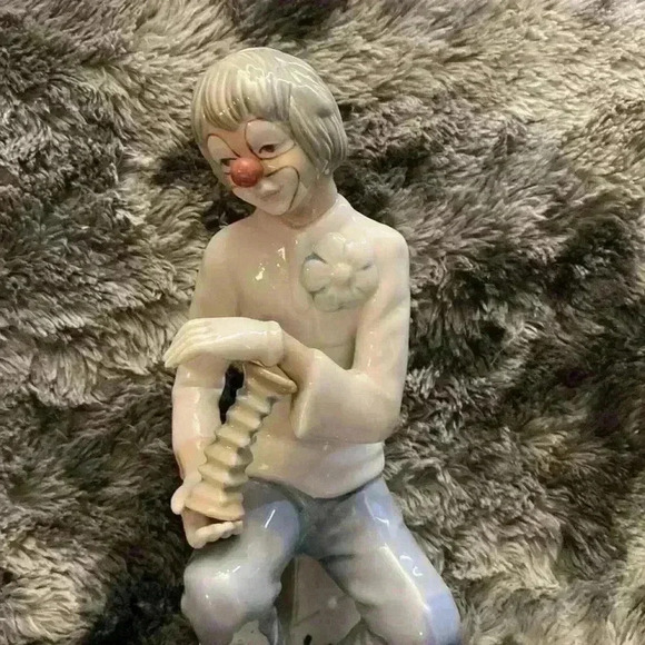 Vintage TENGRA Valencia Spain  Porcelain Clown Figurine - Picture 6 of 10
